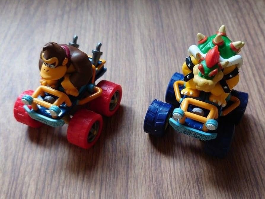 マリオカート プルバックカー 33個セット プルバックで走る「マリオカート」、4月20日にファミマで発売